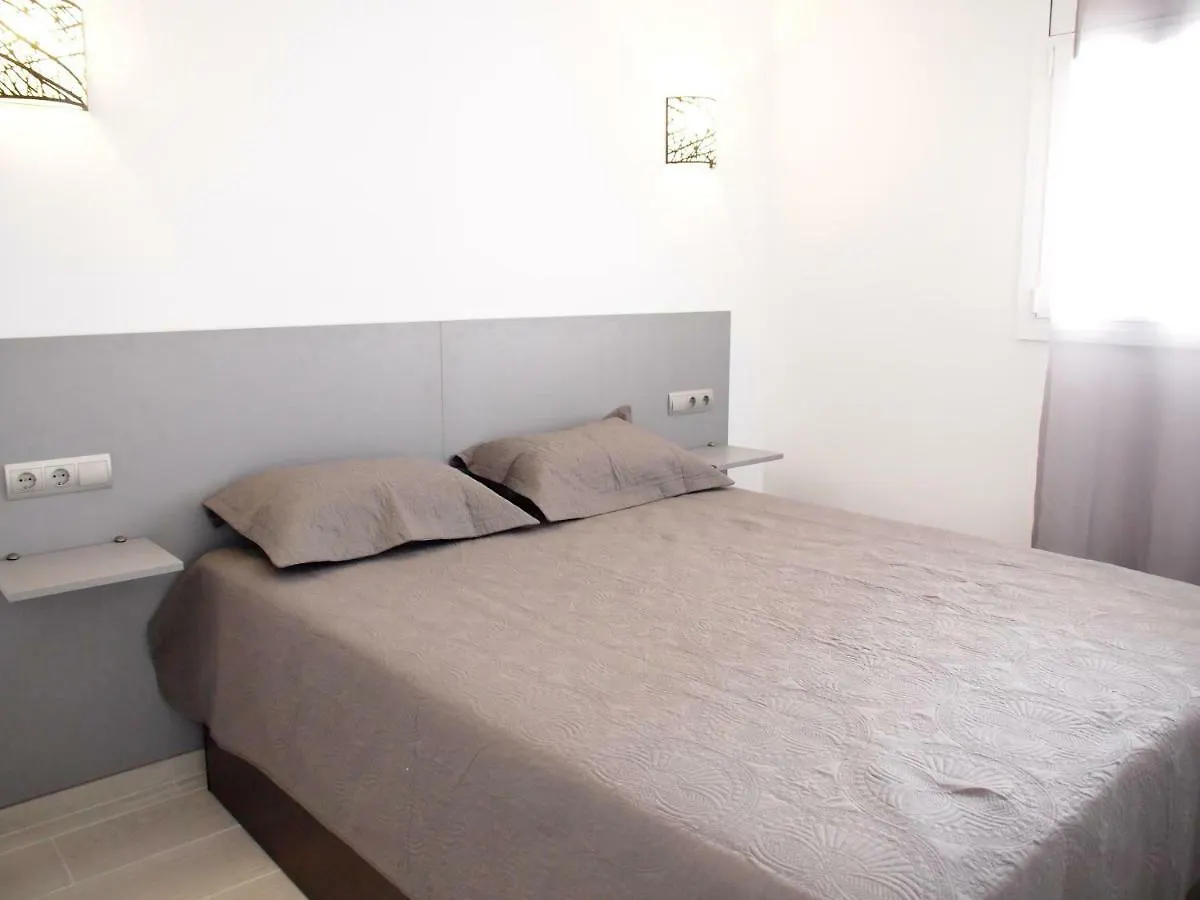 Miramar M24A Apartment Roses 0*,  Spain